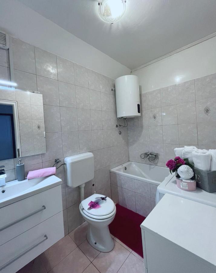 Luana Lux Apartment Пула Экстерьер фото
